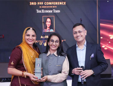 "Most Influential Volatility Coach 2022 for Continuous Innovation and Consistent Business Growth" by Financial Freedom Fraternity in Association with The Economic Times.